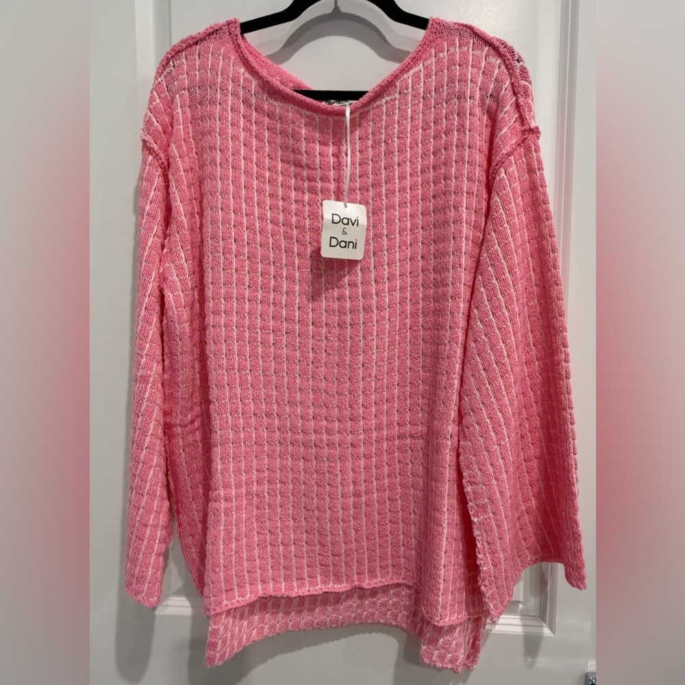 DAVI & DANI Textured Pink Sweater NEW